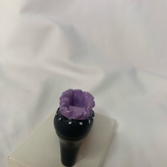 miniature collectible shoe, high heel pump, black with purple ruffle - Picture 4 of 7